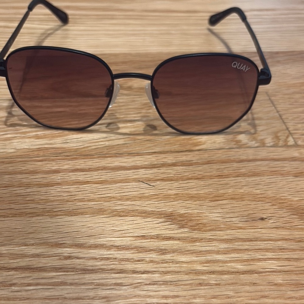 Quay Australia Black Sunglasses with case